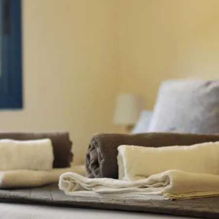 Citrus Apartment Пафос