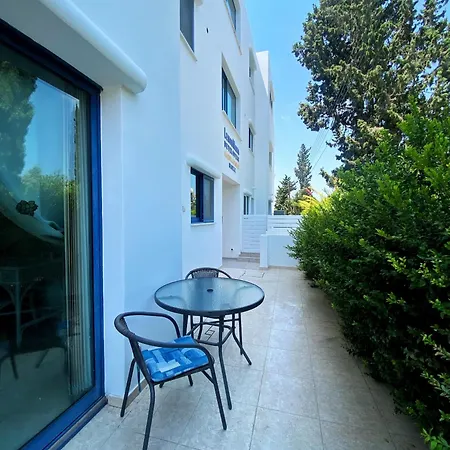 Daire Citrus Apartment Pafos